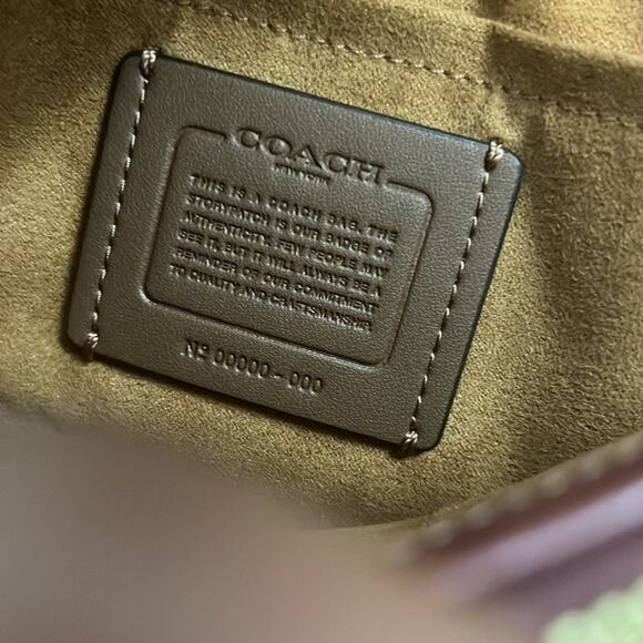 COACH NEWYORK PILLOW QUILTED LEATHER NWOT‎ SAMPLE SHOULDER BAG - Picture 9 of 13